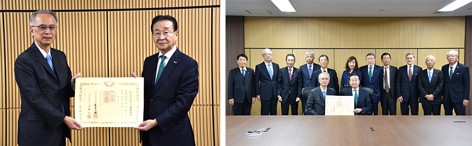 紺綬褒章授与式：JCRファーマ様