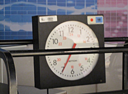 放送局の機材はほとんど日本製とのこと。の画像